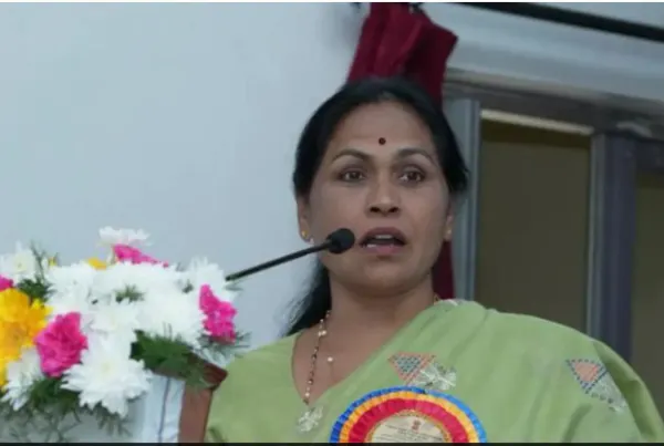 வெறுப்பு பேச்சு: மத்திய அமைச்சர் ஷோபா மீது நடவடிக்கை.. தேர்தல் ஆணையம் உத்தரவு!