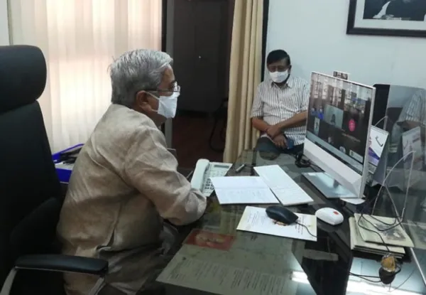 ಕೋವಿಡ್ ನಿಯಂತ್ರಣಕ್ಕೆ ಕಟ್ಟುನಿಟ್ಟಿನ ಕ್ರಮಕೈಗೊಳ್ಳಿ : ಜಿಲ್ಲಾಡಳಿತಕ್ಕೆ ಡಿಸಿಎಂ ಸೂಚನೆ