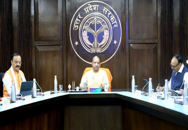 यूपी कैबिनेट :  आंबेडकर मूर्ति विकास योजना के तहत उप्र के सभी 403 विधानसभा क्षेत्रों में 10-10 स्थलों का होगा सौंदर्यीकरण