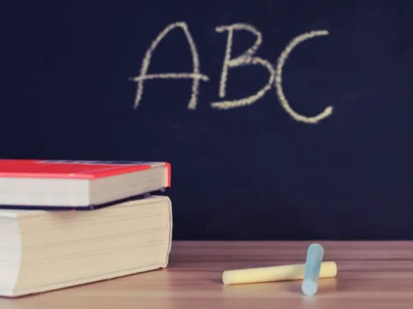 केरल की नई पहल, ऑनलाइन कक्षाओं के ज़रिए शुरू हुई स्कूलों की पढ़ाई