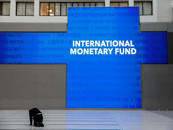 IMF approves final USD 1.1 bn tranche for Pakistan's bailout package