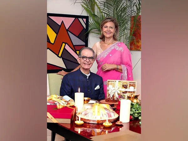 Diwali indulgence with Diwali hampers this year