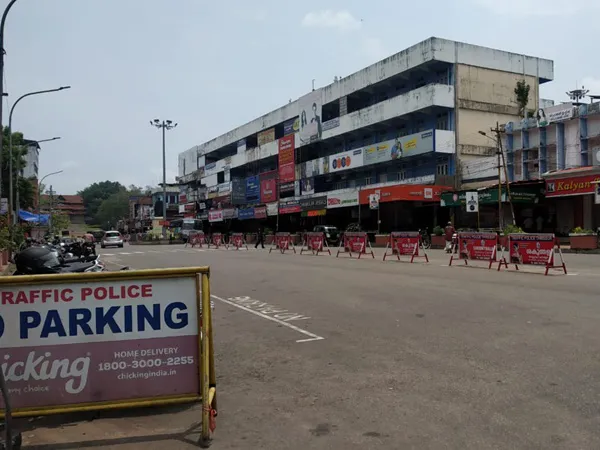 കേരളത്തില് നിയന്ത്രണങ്ങള് എത്ര കാലത്തേക്ക്? എങ്ങനെ തോല്പ്പിക്കും കോവിഡിനെ?