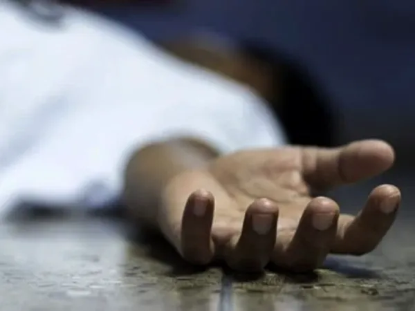 Hyd: Techie Commits Suicide Under Train