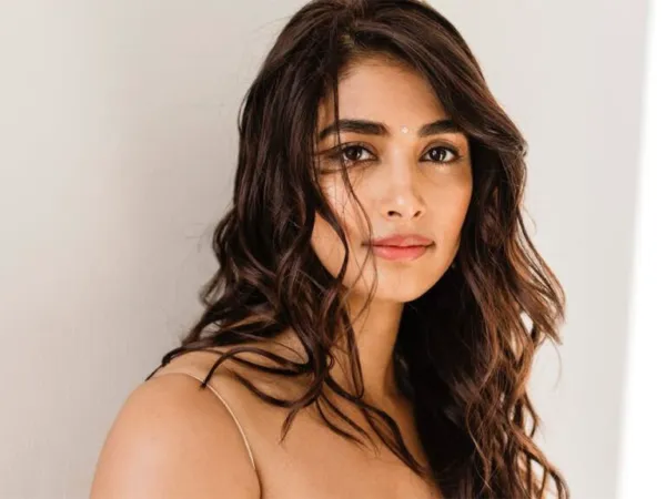Did Pooja Hegde Take a Dig on Akshay & Salman?