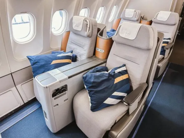 Lufthansa Business Class Seats Under Fire