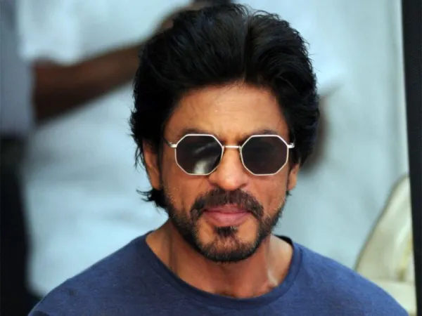 Why SRK Highest Taxpayer and Not Ambani, Adani?