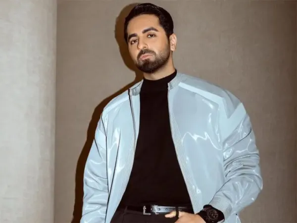 Exciting Combo: Biggest Banner with Best OTT Team