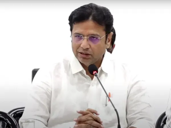 TG Govt's Sensational Comment on HCU Controversy!