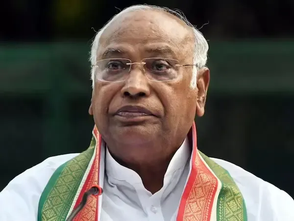 సీఎం మార్పుపై మల్లికార్జున ఖర్గే కీలక ప్రకటన