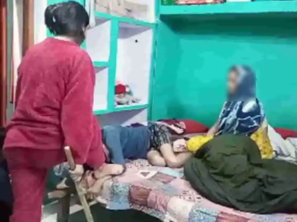 Disturbing Video: Daughters Beat Dad Before Death