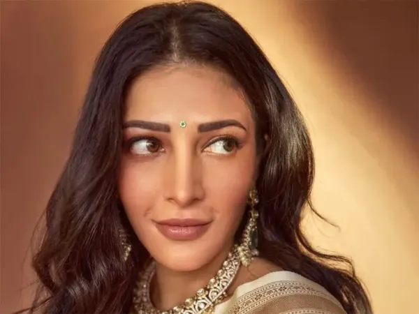 Star Heroine Confesses: "Akshay Changed My Life"