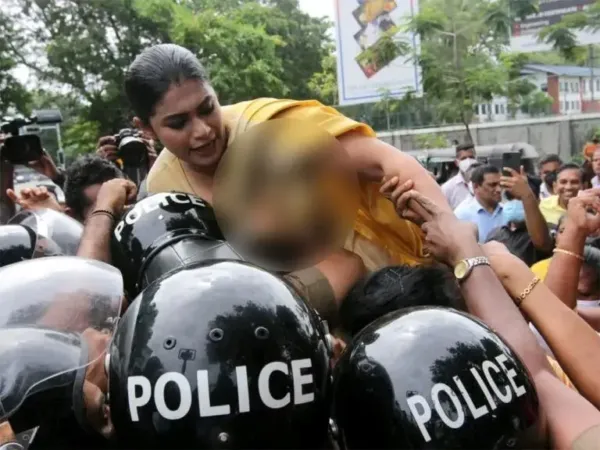 Viral Pic: Sick Trolls Enjoy Police Molestation