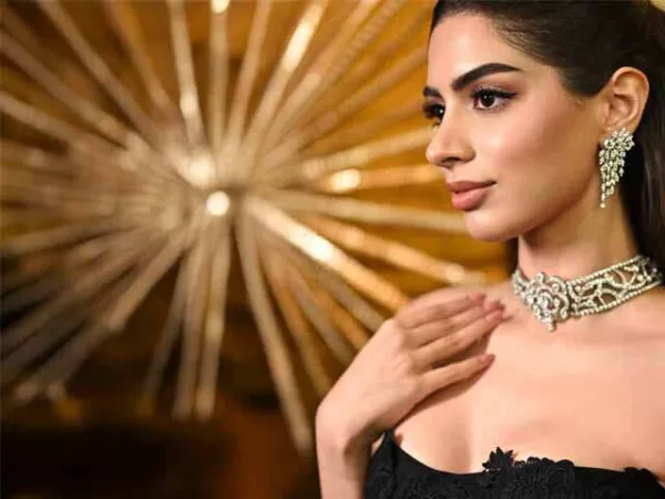 7 Mascaras That Don't Clump Your Lashes