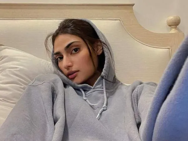 6 Nighttime Skincare Rituals That Double As Anxiety Grounding Techniques