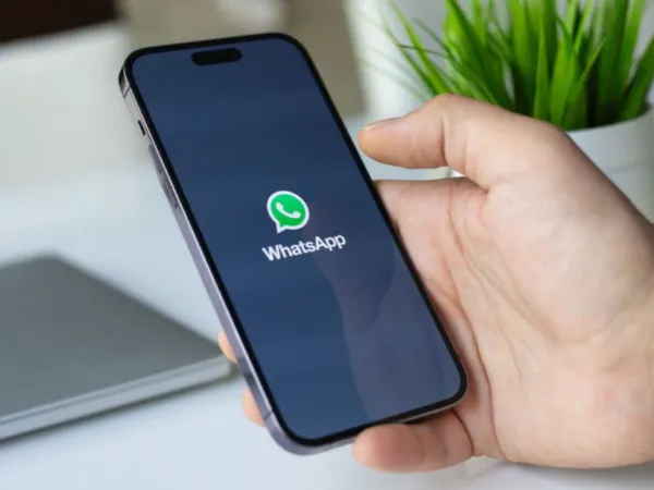 WhatsApp Scam Alert: Downloading Pics Costs Lakhs