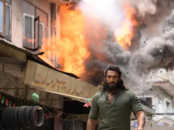 That Look Will Haunt an Entire Generation." 26/11 Terror Attack Survivor Reacts to Ranveer Singh's Spine Chilling Scene from Dhurandhar!