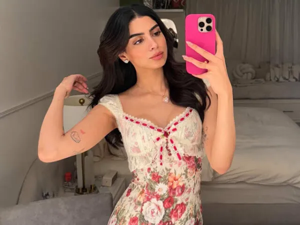 How to Achieve Khushi Kapoor's Flawless 'Glass Hair' Shine