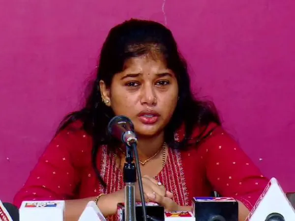 ಸುದೀಪ್ ಪೋಷಕರ ಆರೋಪಗಳಿಗೆ ಸೌಮ್ಯಾ ಶೆಟ್ಟಿ ಸ್ಪಷ್ಟನೆ - ವೇಣು ಶೆಟ್ಟಿ ವಿರುದ್ಧ ವಾಗ್ದಾಳಿ