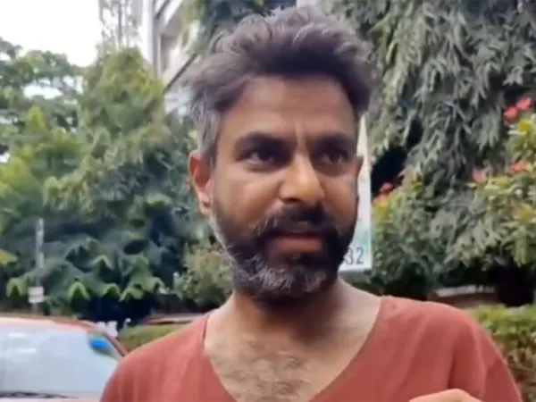 MS Graduate, Mindtree Employee: Begging on Roads