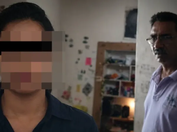 निर्वस्त्र मिली बेटी. पिता बोले- 'पहले पति को खोया फिर गमों के अंधेरे में गुमनाम हो गई'