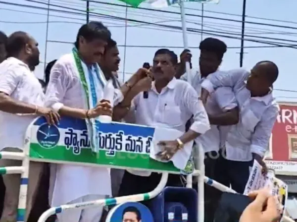 Botsa Faints Due to Heat Stroke