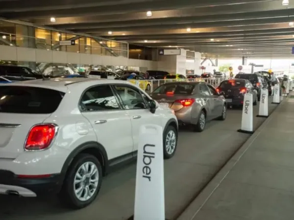 Fake Uber Taxi Scam: Airport Riders on Target