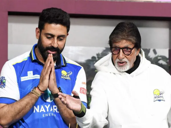 Victim of Nepotism Hate: Can SRK Save Him?