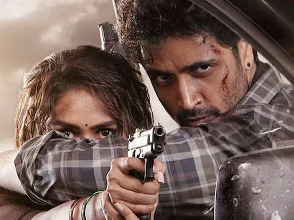 Adivi Sesh Opens Up About Performing High-octane Car Chase Sequences in Dacoit