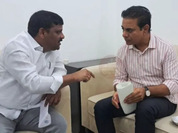 Teen Maar Mallanna Meets KTR, What's Cooking?