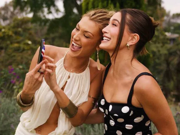 6 Signs Your Platonic Soulmate Friendship Is Turning Toxic