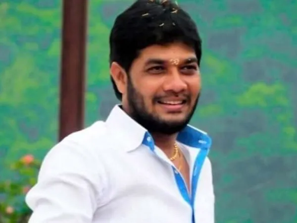 YCP MLC Entangled in Body Door Delivery Case