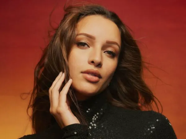 Media Harassing Triptii And Her Secret Boyfriend?