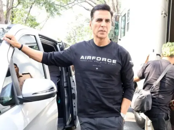 Sky Force: Akshay Taking Big Risk with Salman?