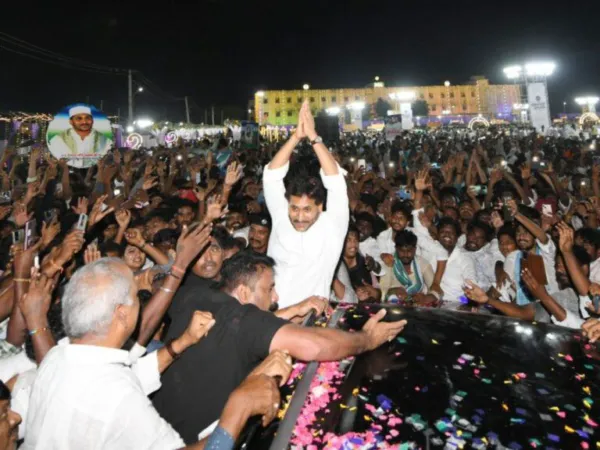 What Is This Crowds Pichhi For Jagan?