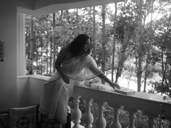"On the first day of the shoot, I was suffering from period pain.", after the actress told the director, he.