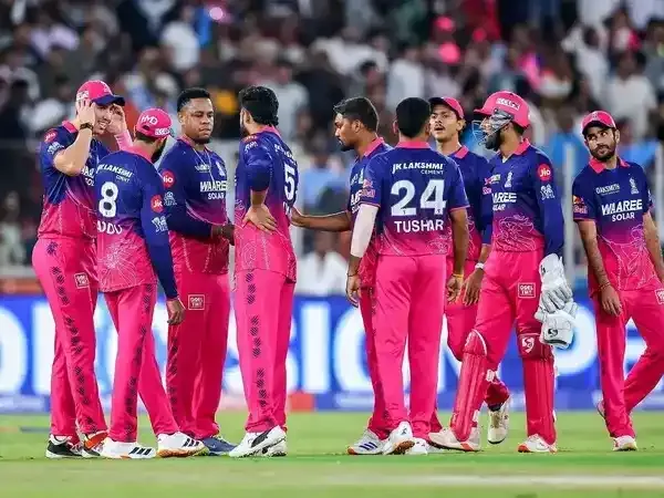 56 పరుగులకే 3 వికెట్లు కోల్పోయి కష్టాల్లో రాజస్థాన్!