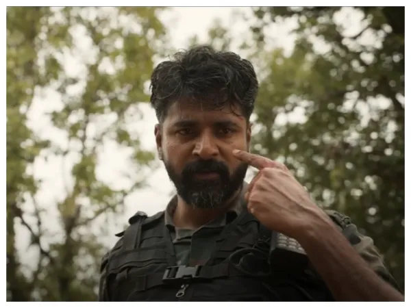 தேசப்பற்று, தீவிரவாதி: 'அமரன்' பேசும் அரசியல்!