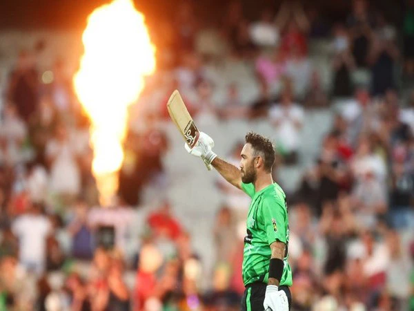 Maxwell registers highest individual score in BBL, Melbourne Stars post record total