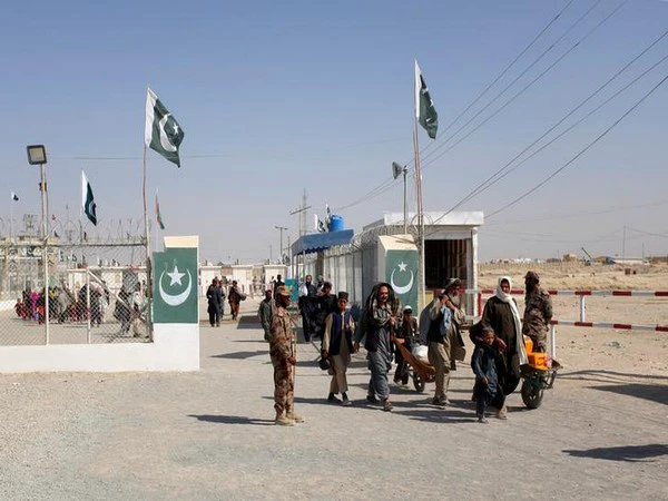 Pakistan-Iran border: Thousands left jobless amid closure of market at Taftan