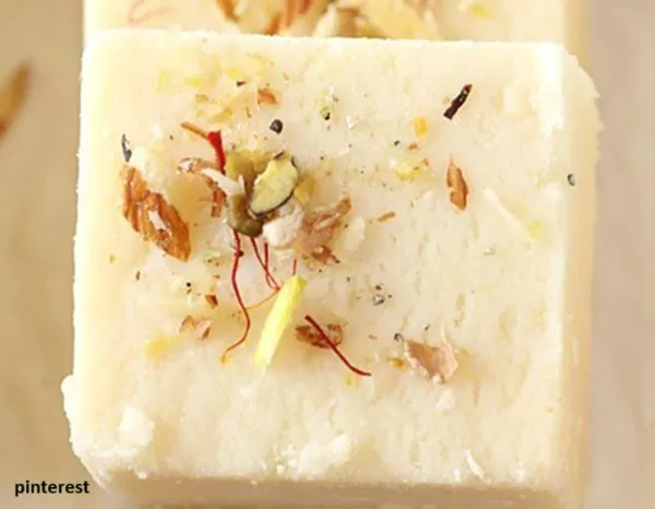 Fasting Barfi उपवासाची पनीर बर्फी रेसिपी