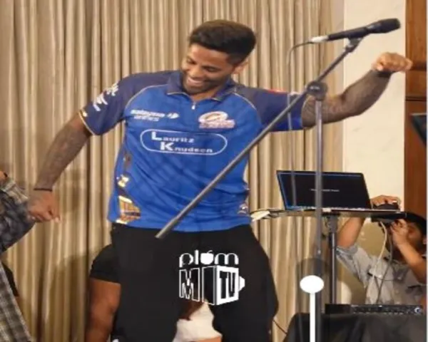 ಡೆಲ್ಲಿ ವಿರುದ್ಧದ ಪಂದ್ಯಾಟಕ್ಕೂ ಮುನ್ನಾ ಧುರಂದರ್ ಹಾಡಿಗೆ ಹೆಜ್ಜೆ ಹಾಕಿದ ಸೂರ್ಯಕುಮಾರ್, Video