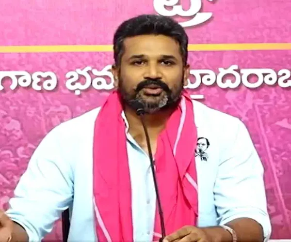 మాఫియా చేతుల్లోకి ఇసుక ఆదాయం