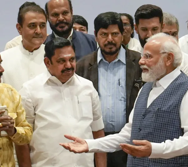 என்டிஏ கூட்டணியில் அதிமுக இல்லாதது வருத்தமில்லை: மோடி