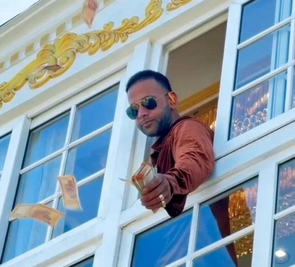 ટાઇગરટિહનો વાયરલ વીડિયો: જ્યારે મદદ કરવાની ભાવના રીતથી વધુ મહત્વની બને છે