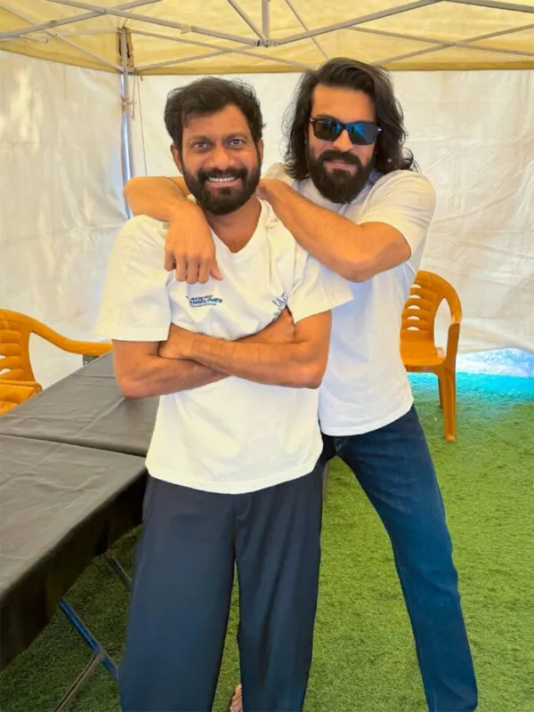 'పెద్ధి'తో రామ్ చరణ్ పాన్ ఇండియా క్రేజ్. బుచ్చి బాబు భుజాలపైనే భారం!