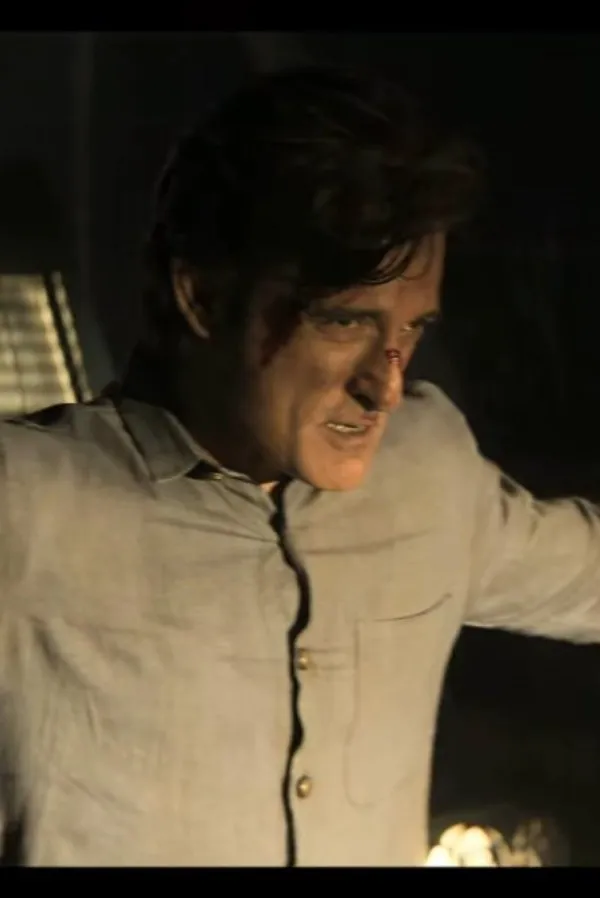 What Was Rehman Dakait's Ghost In Akshaye Khanna's Final Scene In Dhurandhar?