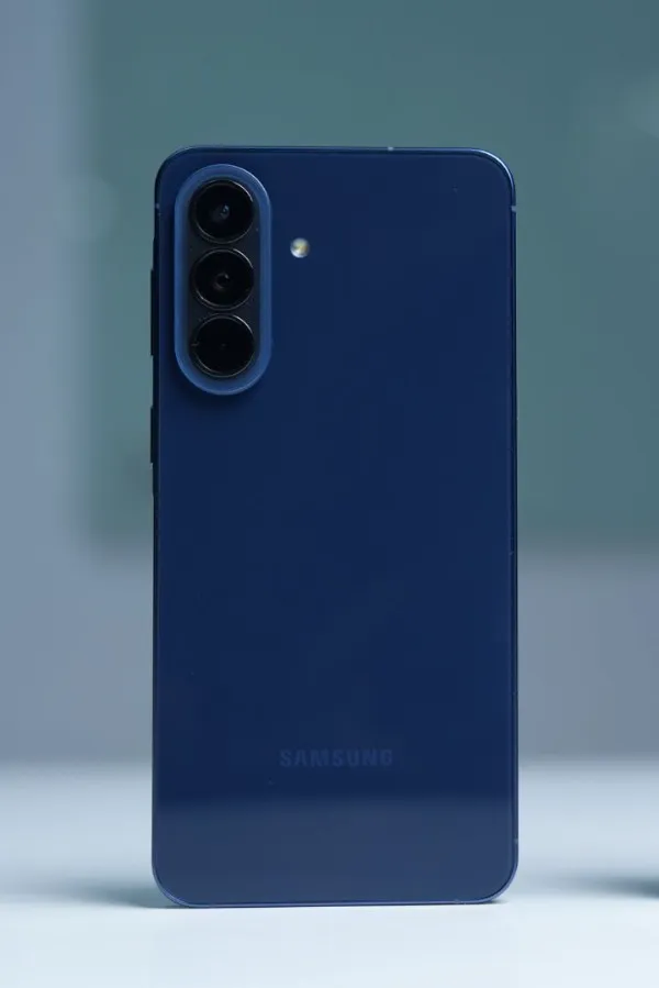 Samsung Galaxy A57 & A37 Review: Polished Upgrades, But Is It Still Worth It?