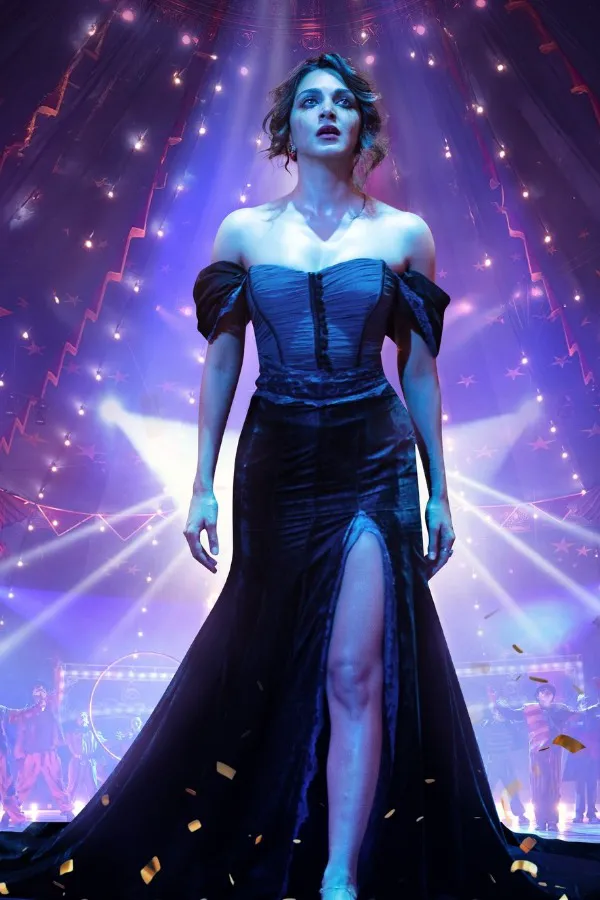 After War 2, Kiara Advani Joins Yash For Toxic As Nadia; To Clash With Ranveer's Dhurandhar 2