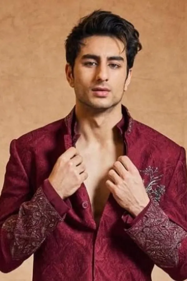 Saif Ali Khan's Son Ibrahim Turns Baraati Mode On At Luxurious Yacht Wedding; Turkish Influencer Shares Video